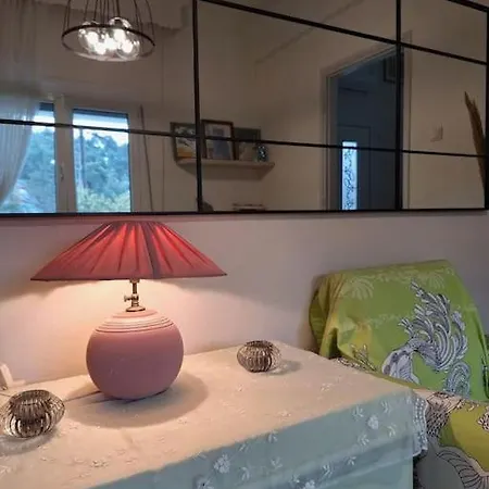 Smaragda's Apartment